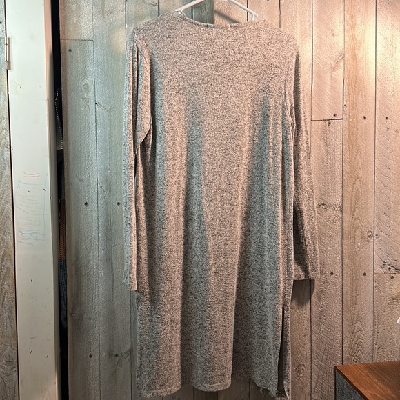 Light gray cardigan worn once size Small. No flaws. - Picture 4 of 4